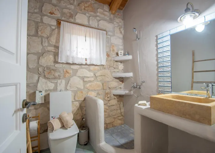 Villa Valorys Stone House